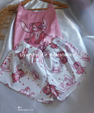 تاپ شورتک ساتن ابریشم3019 طرح Stitch استیچ صورتی سفید